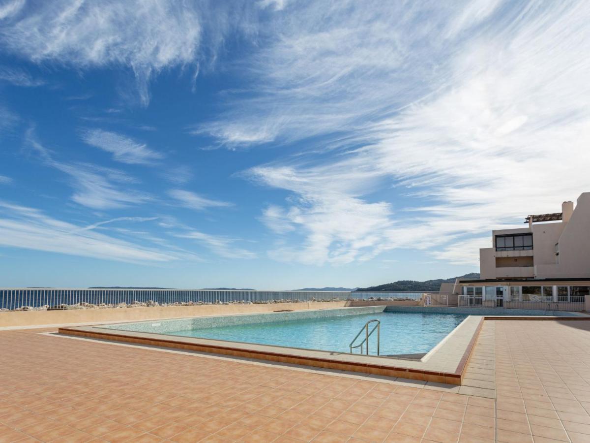 Apartment Le Port De Bormes By Interhome מראה חיצוני תמונה